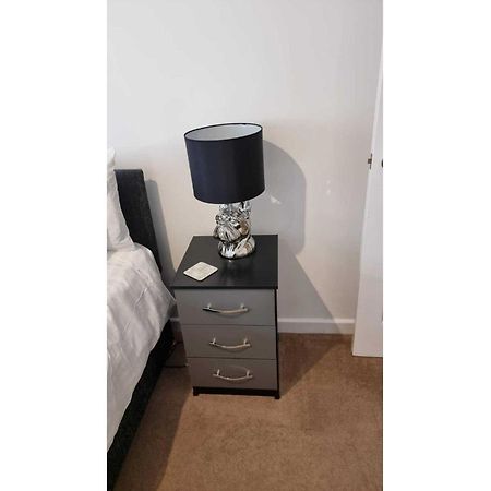 No7 Apartment Mansfield Bagian luar foto